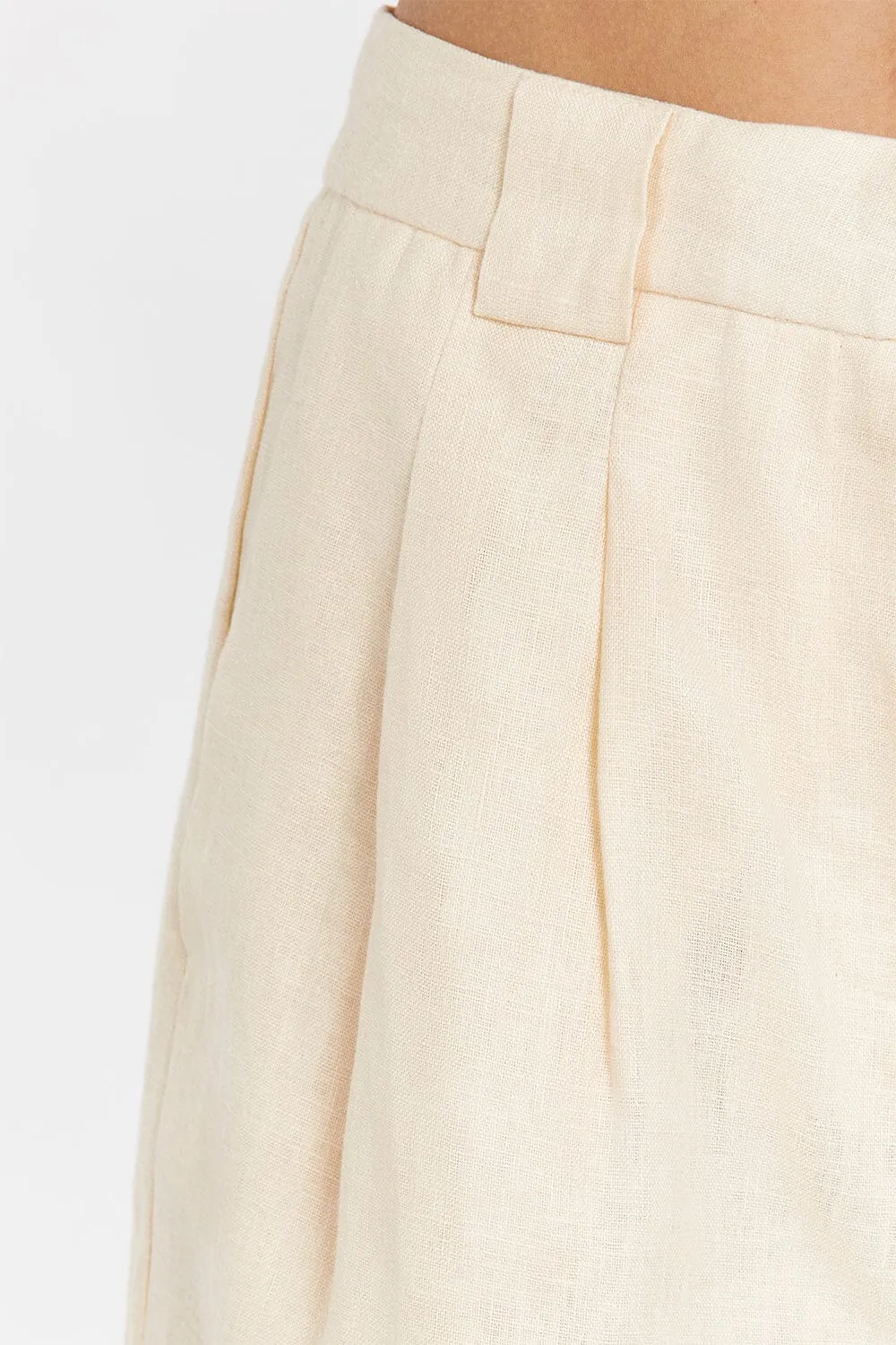 ALONDRA LEMON LINEN SHORT