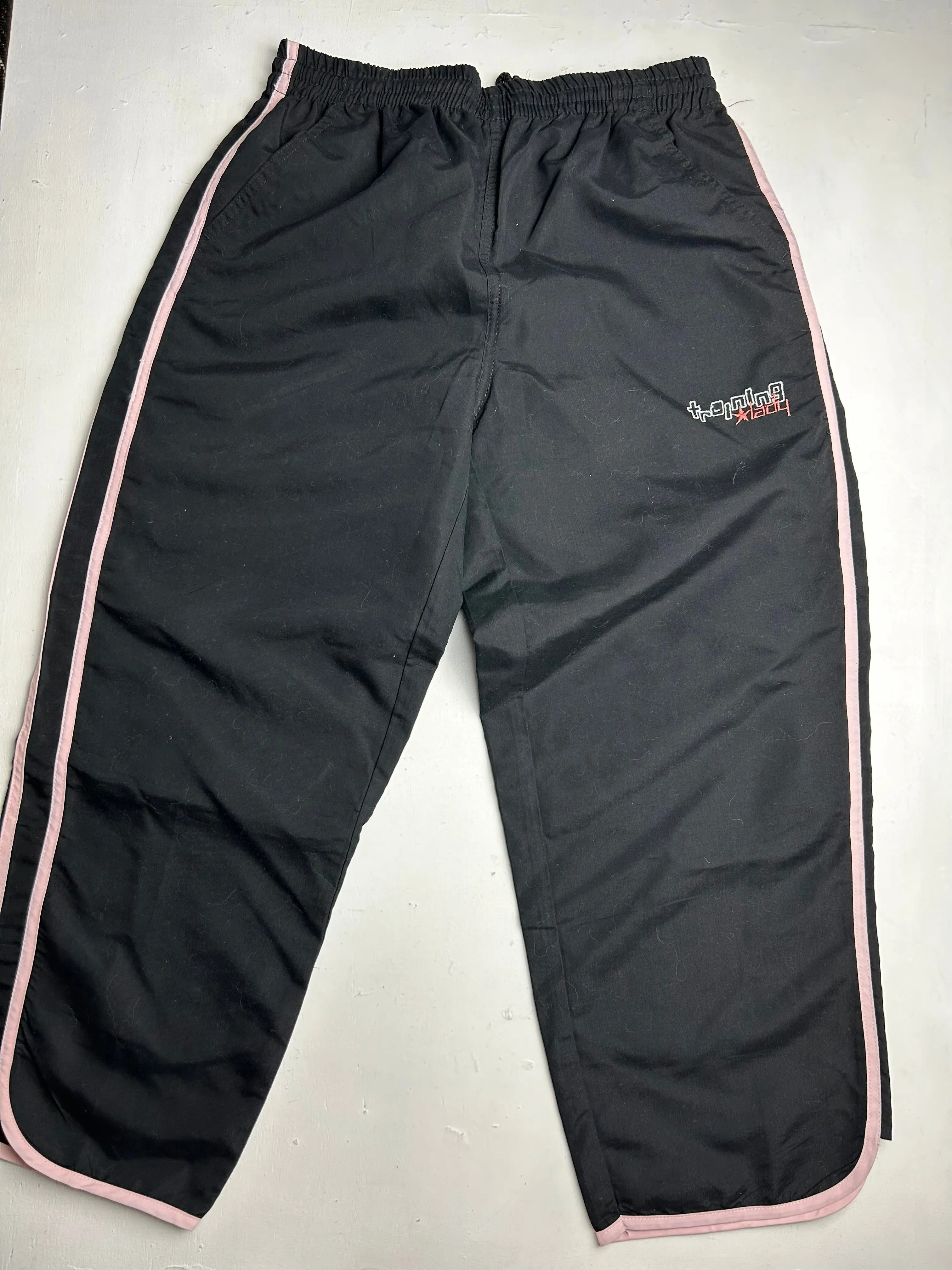 Black & baby pink low rise sporty capris pants (S)