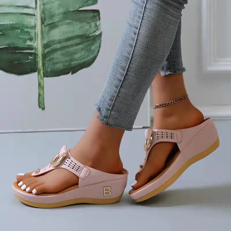 ChicFeet : Stylish Footwear Brand