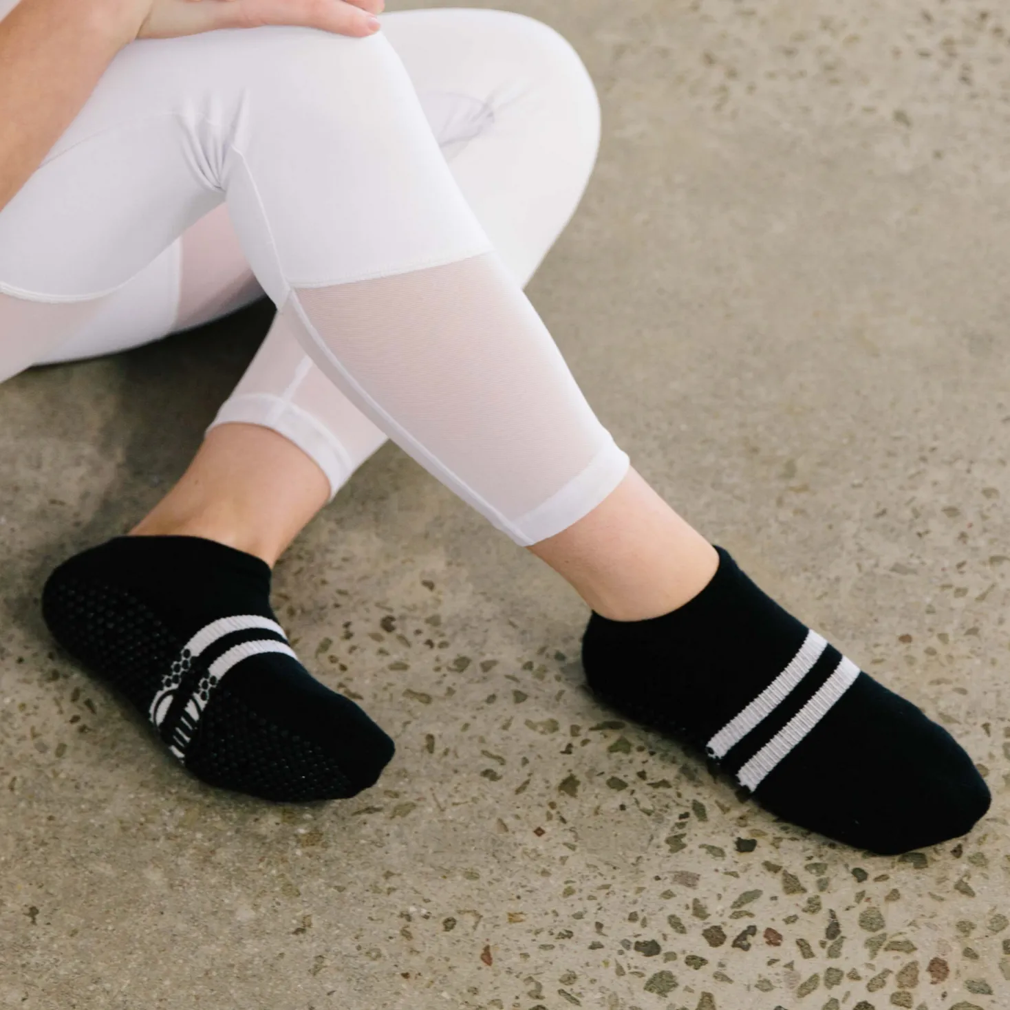 Classic Low Rise Grip Socks - Black Sporty Stripe (Barre / Pilates)