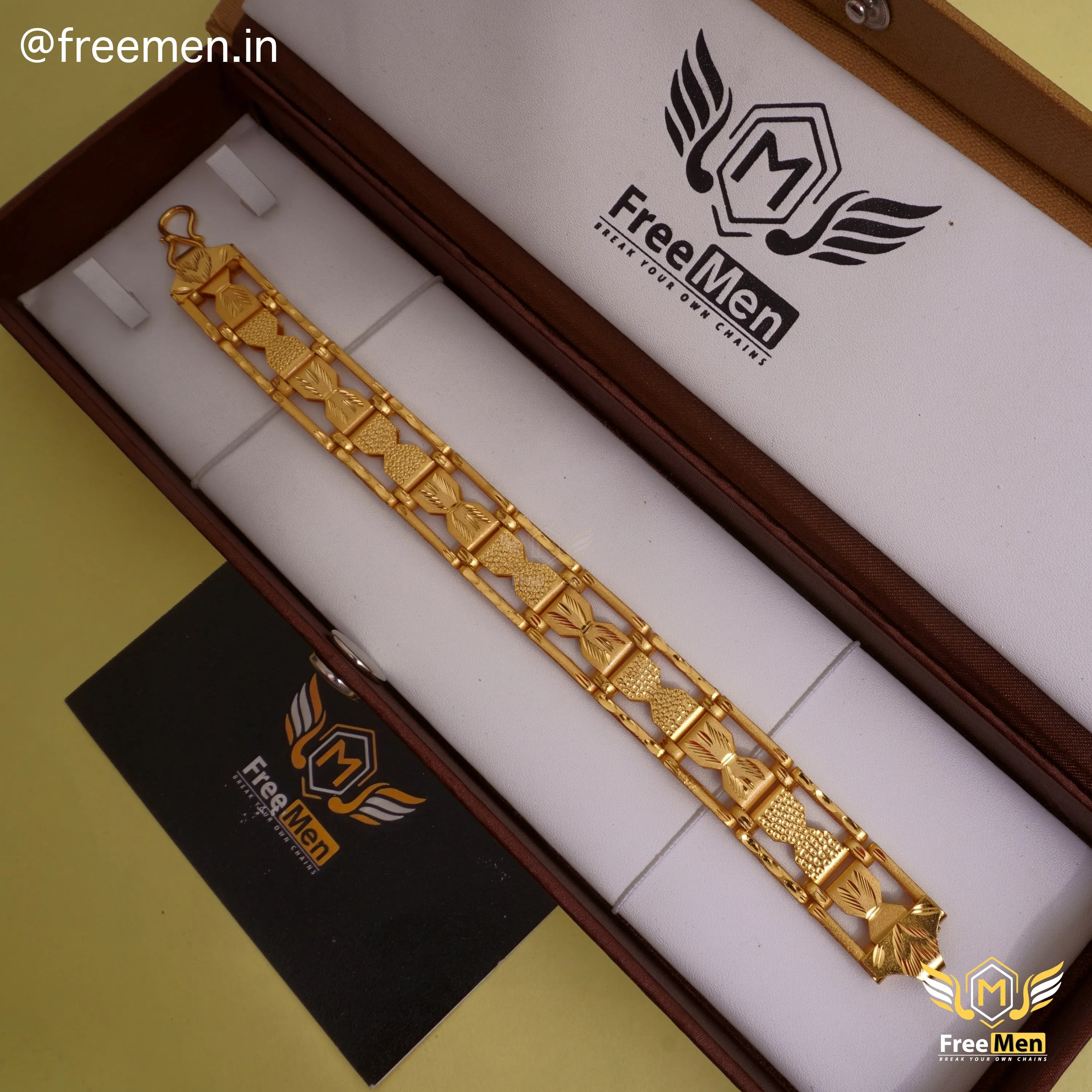 Freemen Amazing stylish Men Golden Bracelet - FM343