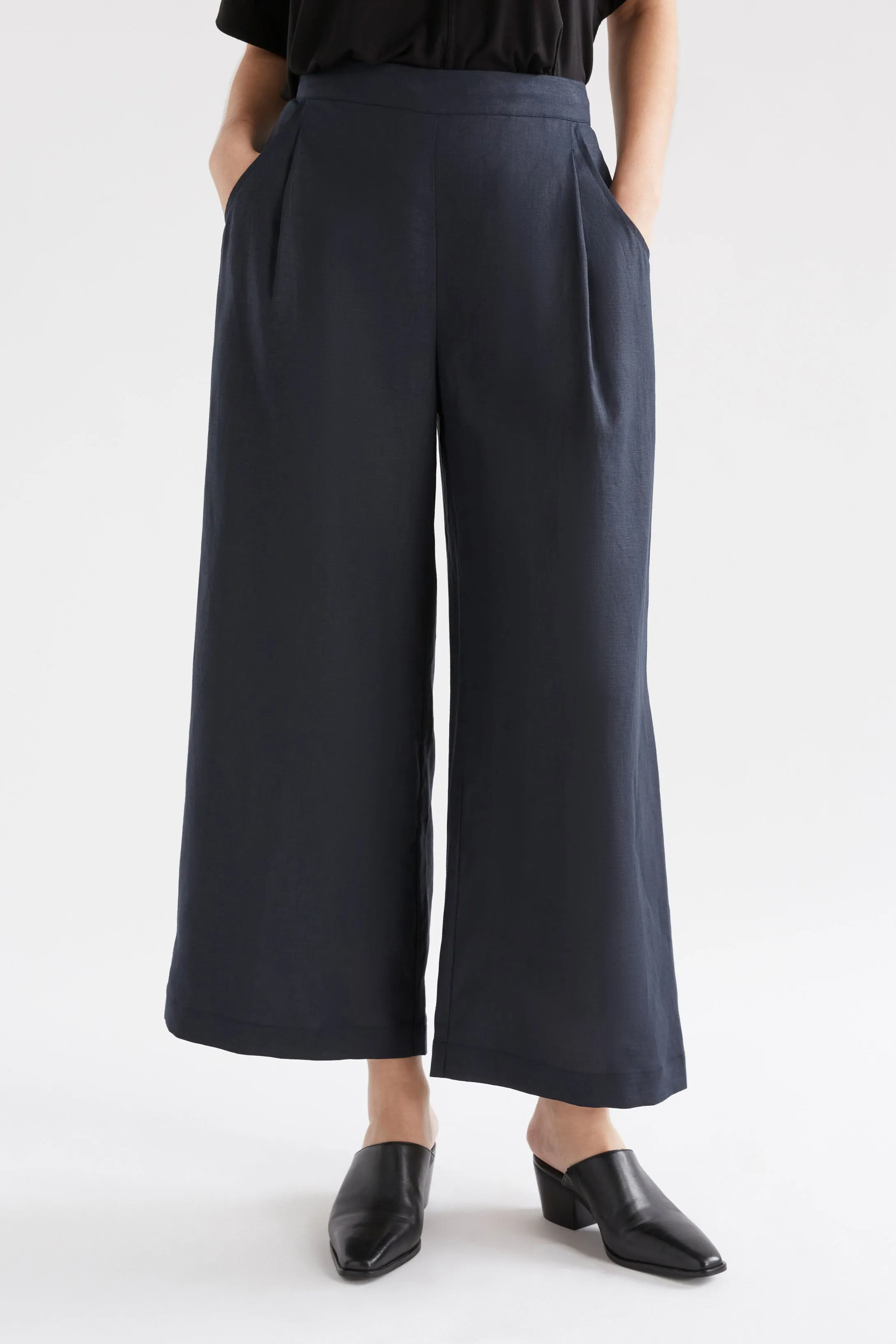 Ilona Light Linen Pant