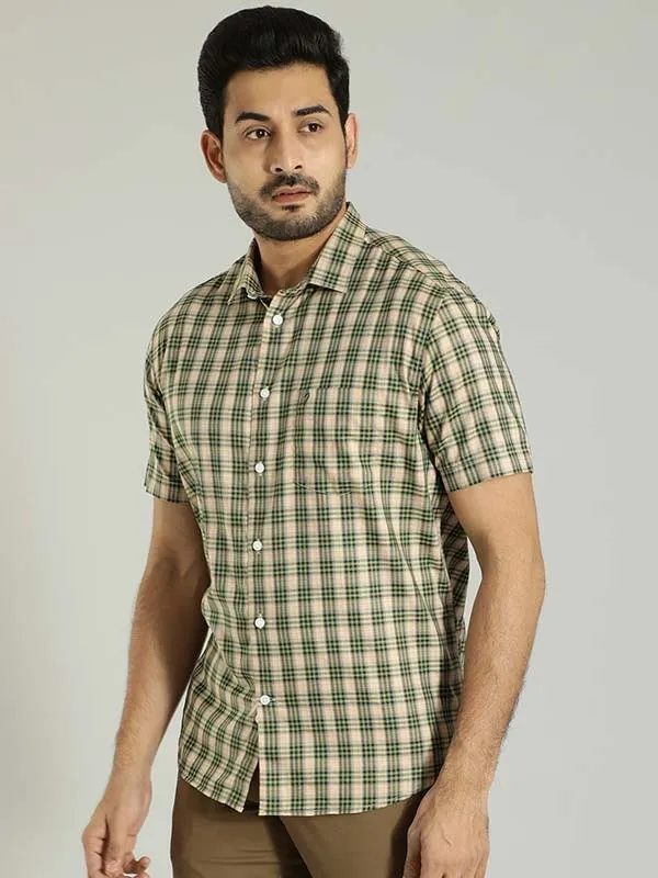 Men Checked Half Sleeve Cotton Blend Shirt