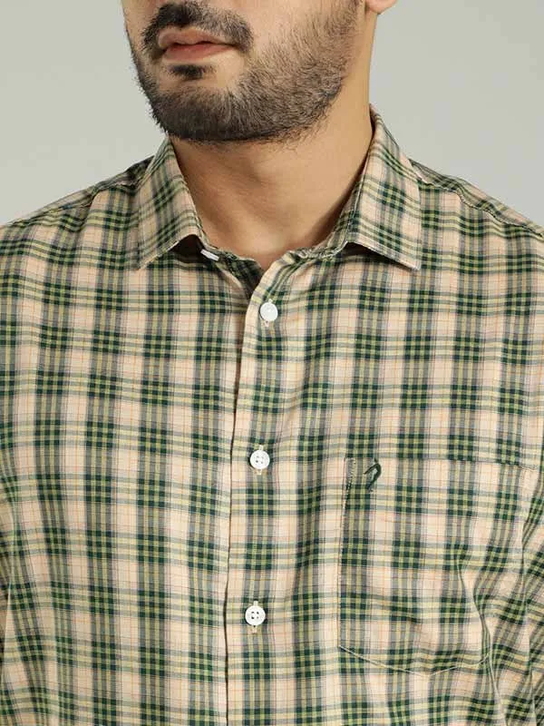 Men Checked Half Sleeve Cotton Blend Shirt