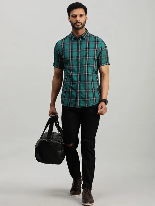 Men Checked Half Sleeve Cotton Shirt