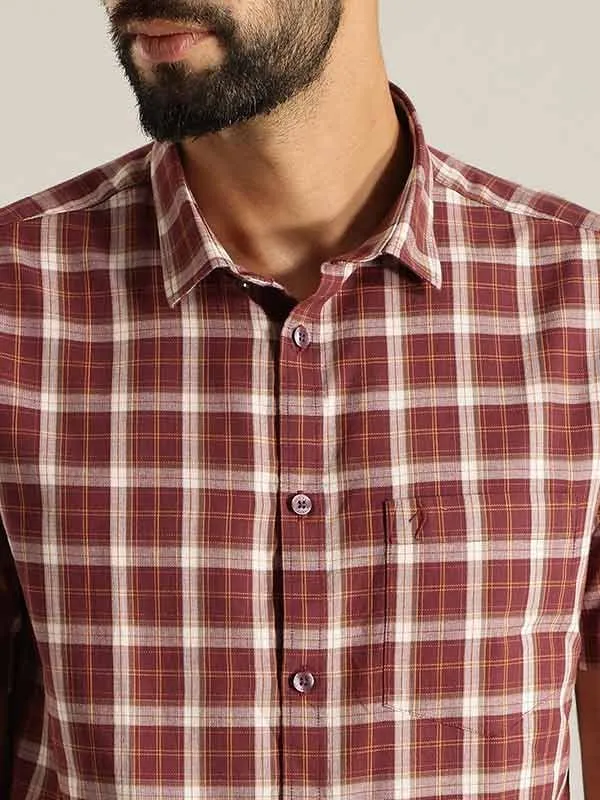 Men Checked Half Sleeve Cotton Shirt