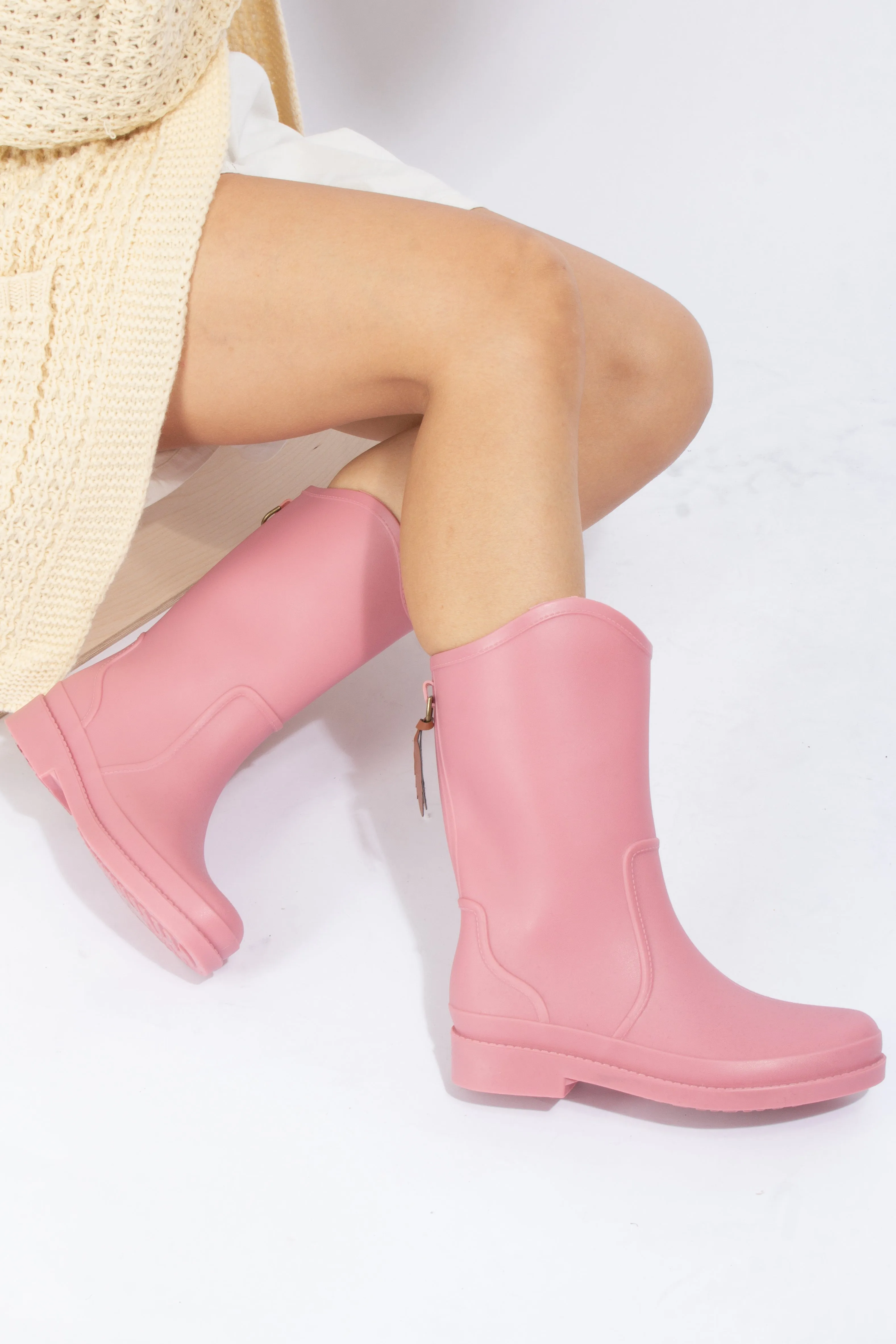 Overcloud Stylish Rainboots