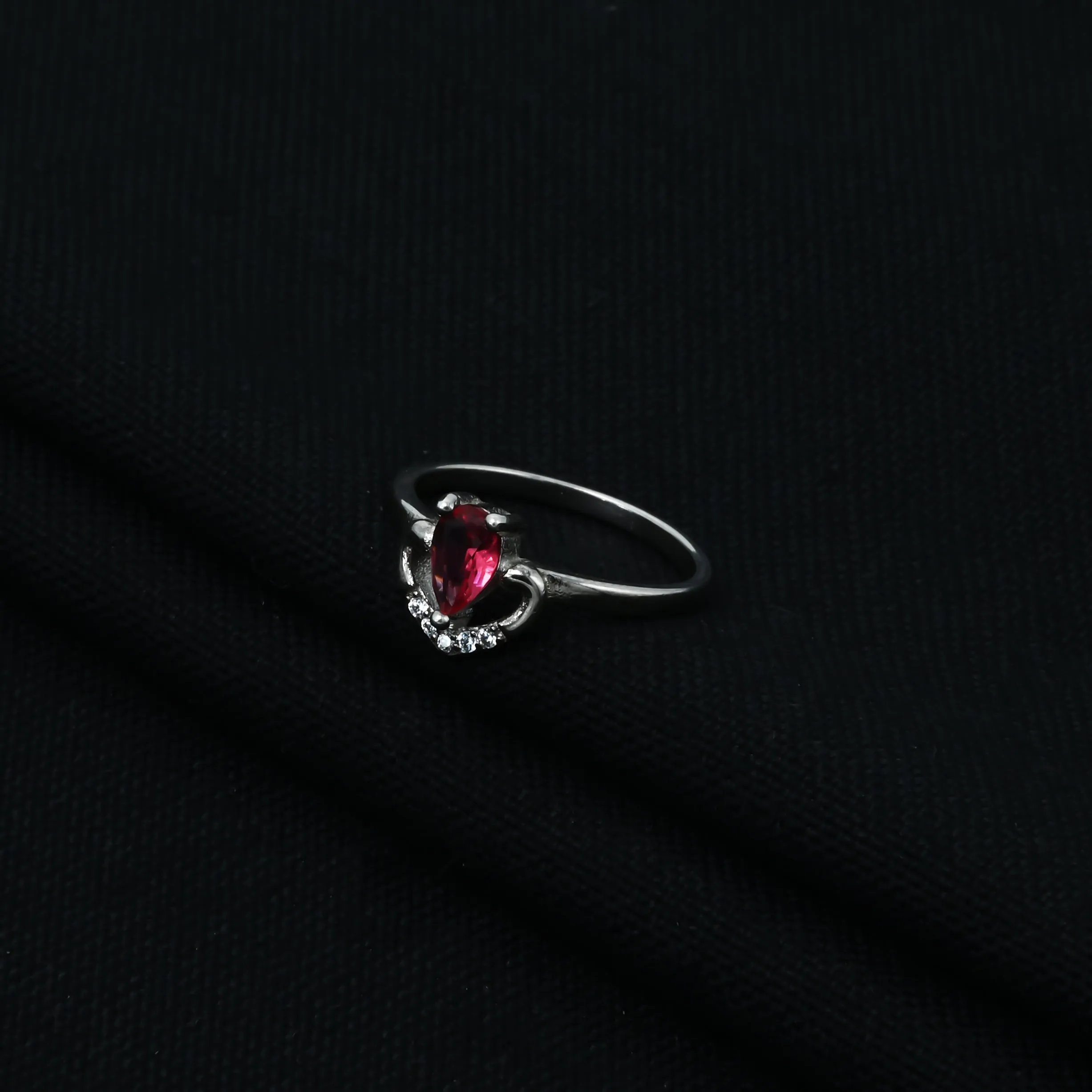 Red Stone Stylish Silver Ring For Girl's