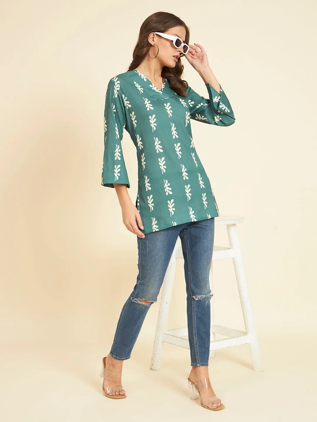 Stylish V-Neck Wrinkled Tunic