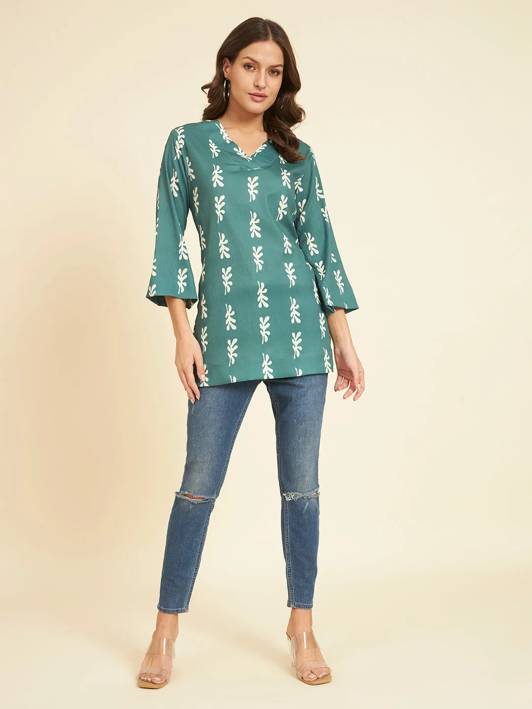 Stylish V-Neck Wrinkled Tunic