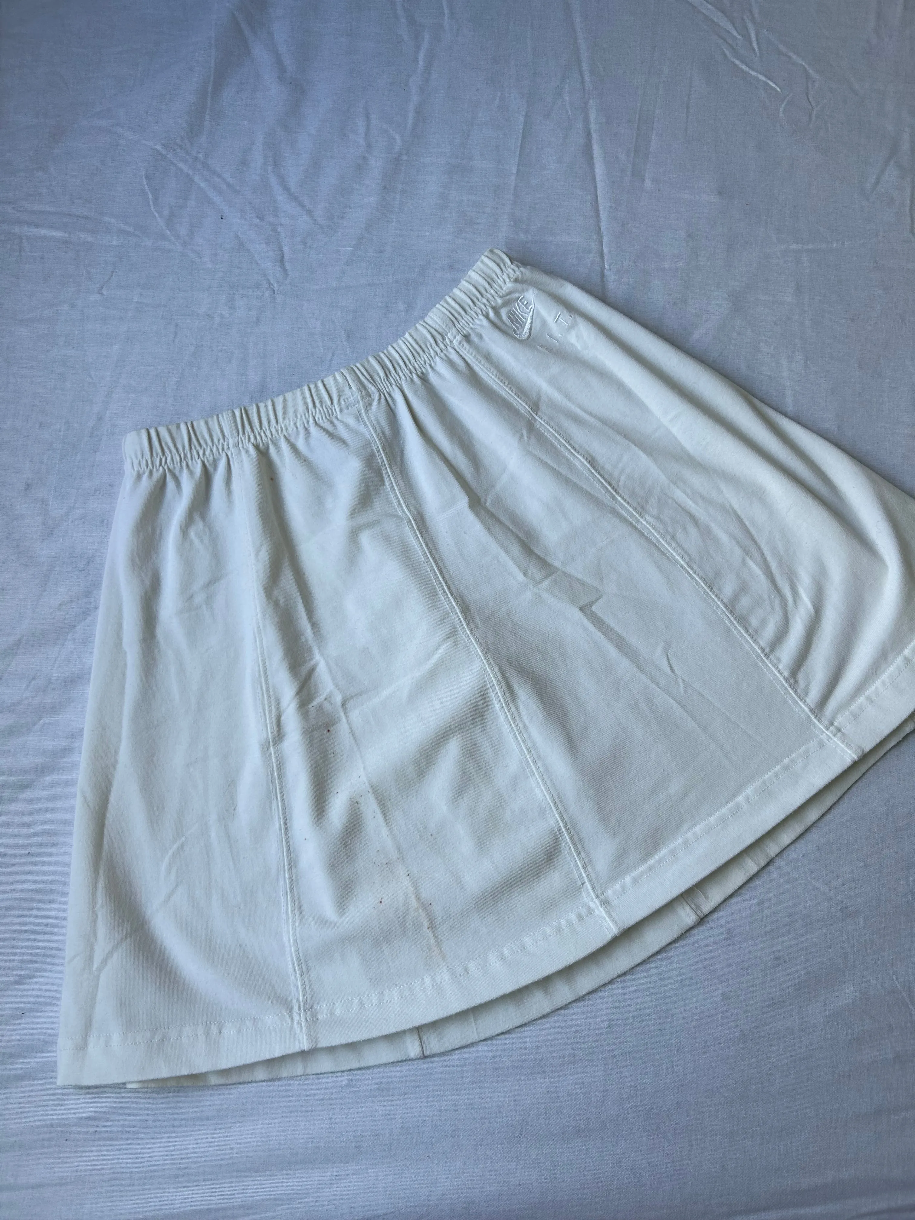 White cream cotton 90s vintage sporty pleated mini tennis skirt (S/M)