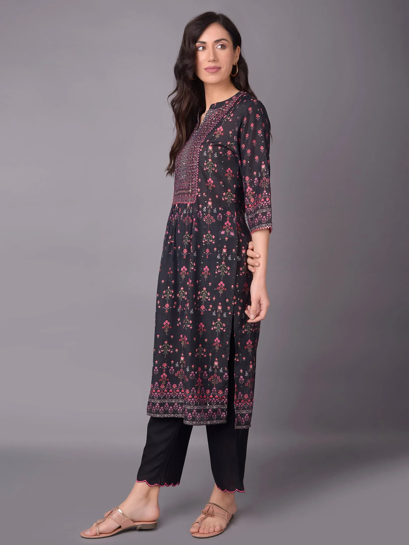 Women Black Floral Printed Kurta Trouser Dupatta